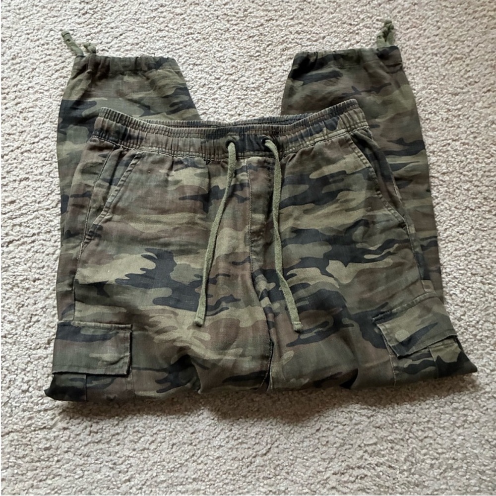 WAS $48 Sanctuary x Anthro linen camo cargo capris - Picture 5 of 15
